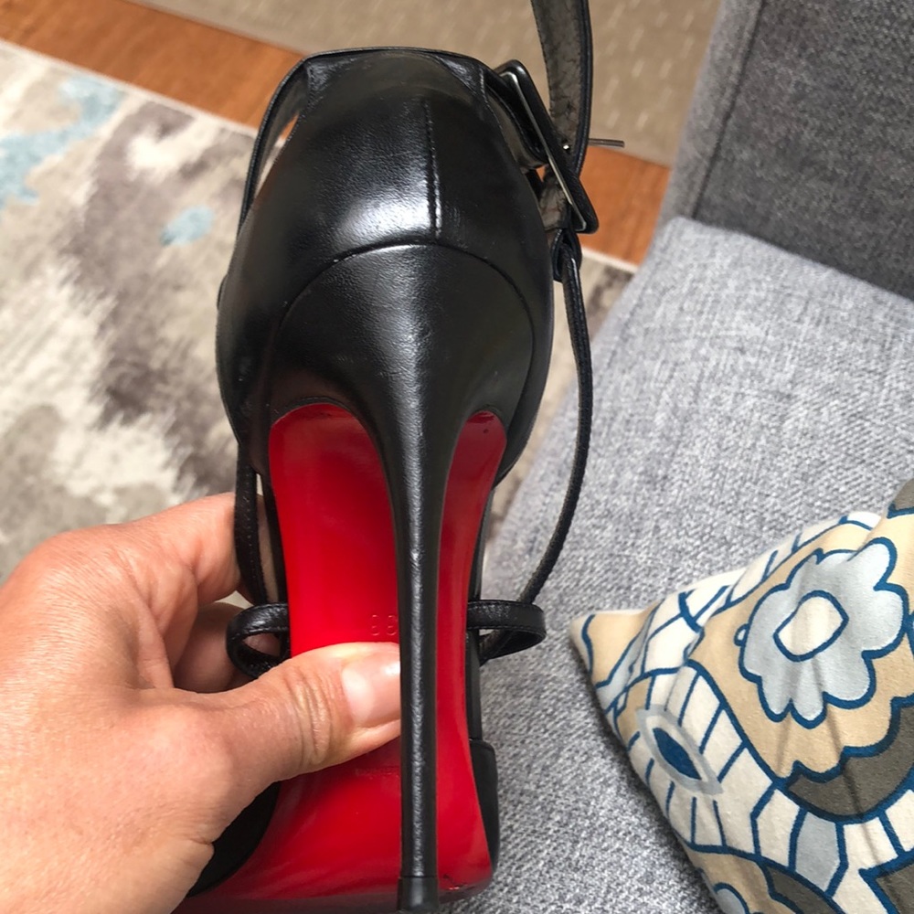 Christian Louboutin Suzanne size 38 - Picture 5 of 6